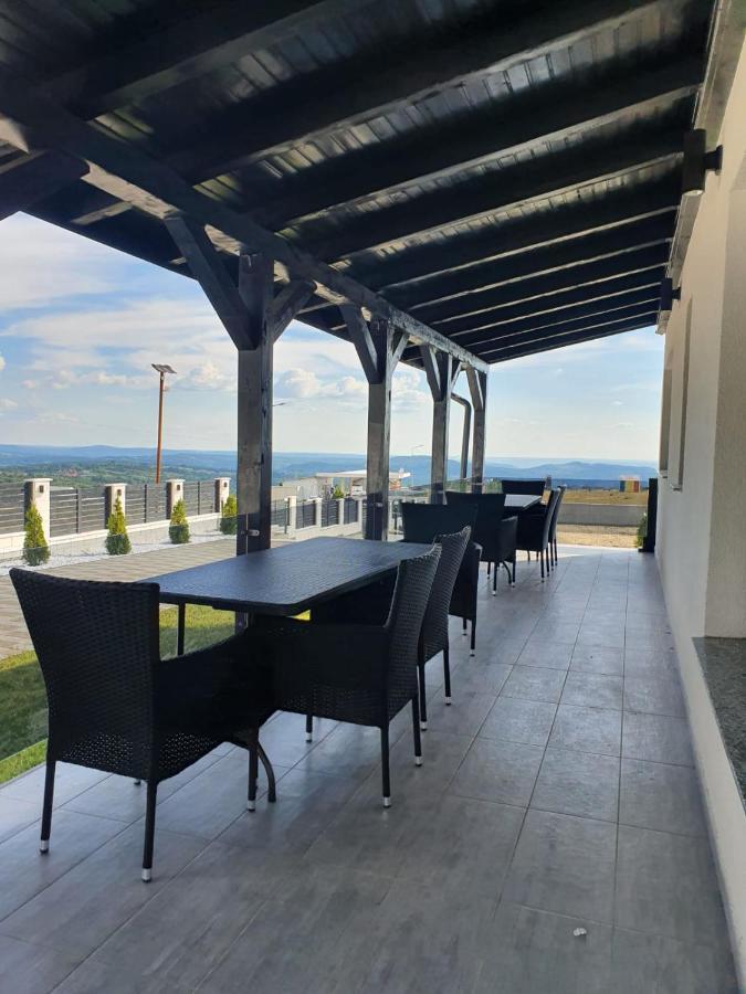 Casa De Vacanta Larisa Novaci-Străini Εξωτερικό φωτογραφία
