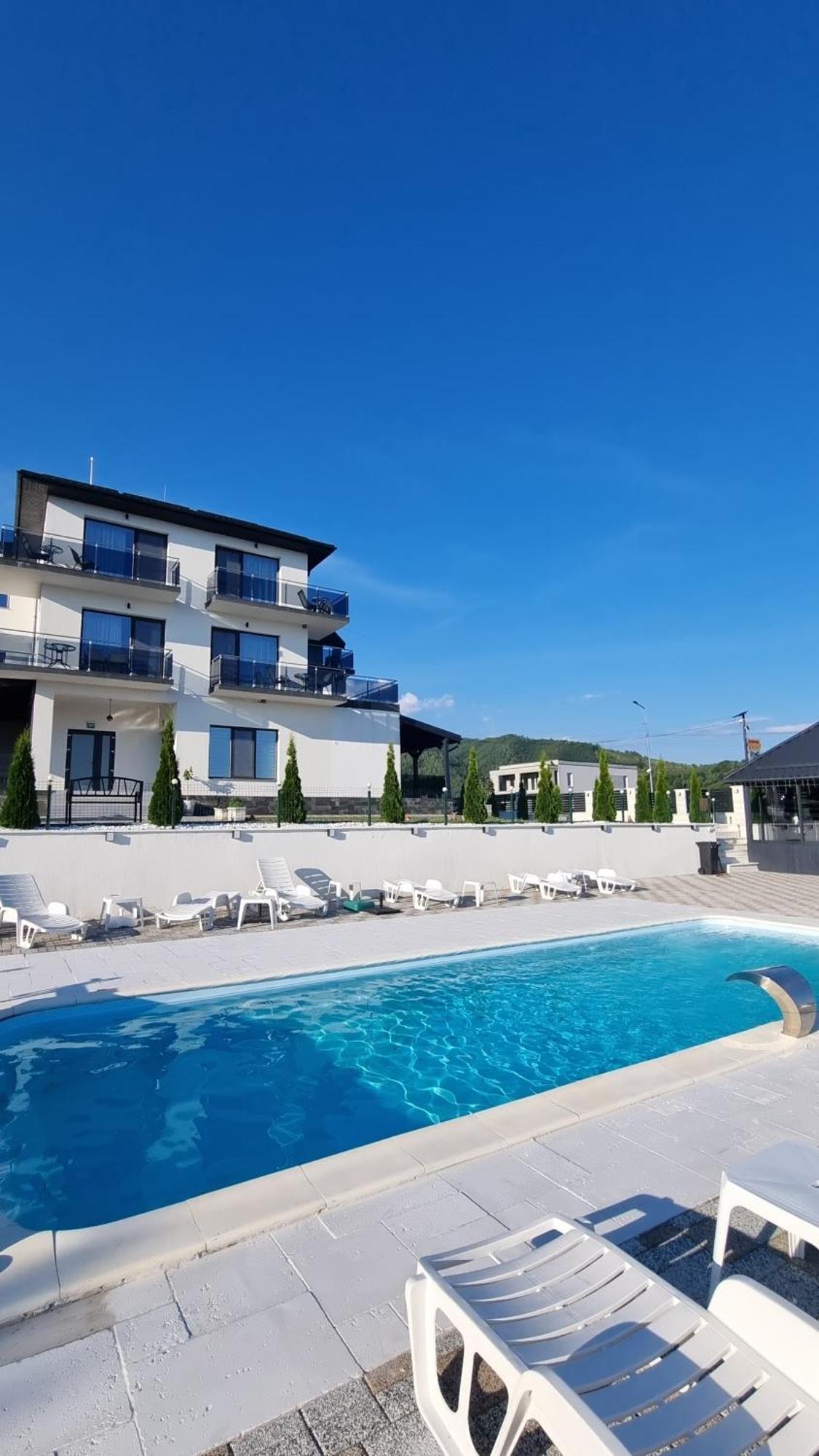 Casa De Vacanta Larisa Novaci-Străini Εξωτερικό φωτογραφία